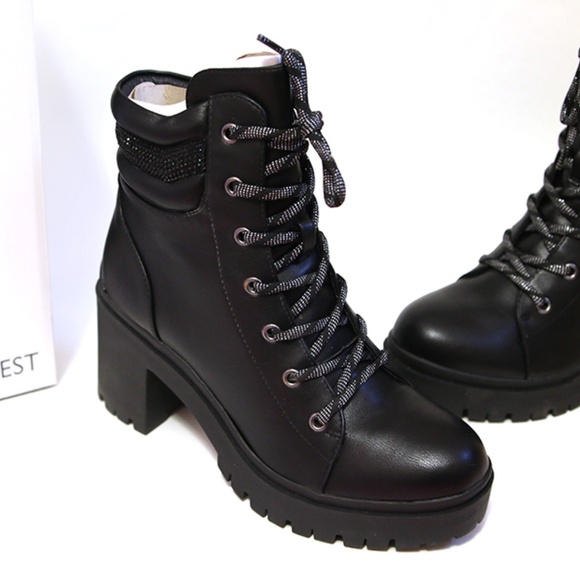 Nine West Qwork Lace Up Combat Booties - Size 7 - Picture 7 of 9